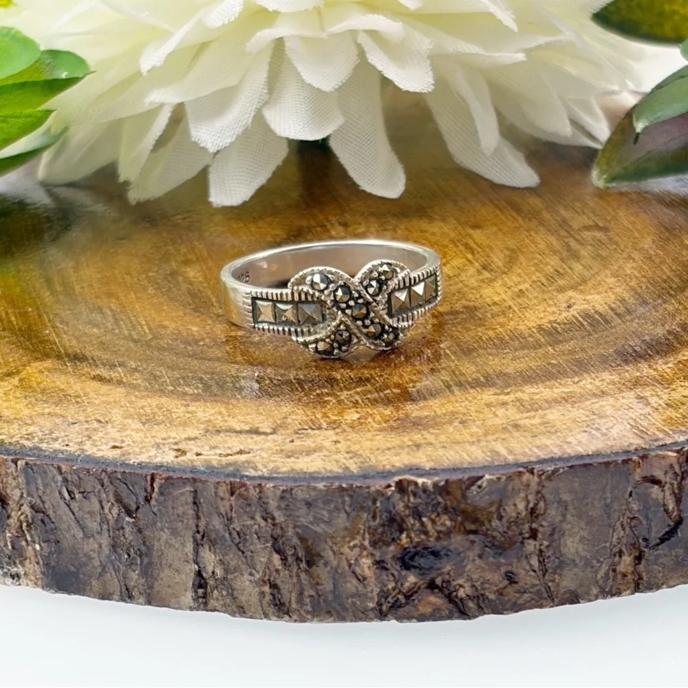 Vintage Sterling Silver 925 Marcasite Ring Size 5 1/2 5.5 Bow Knot Art Deco